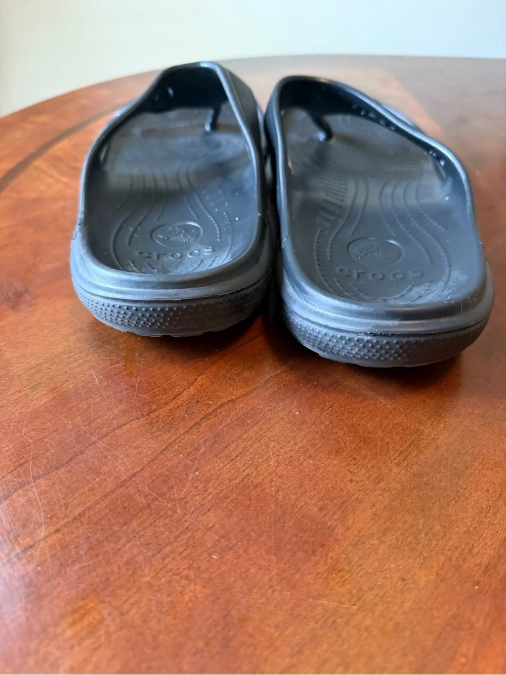 Crocs Baya Flip Flops Men’s Size 11 Black Sandals Casual Waterproof